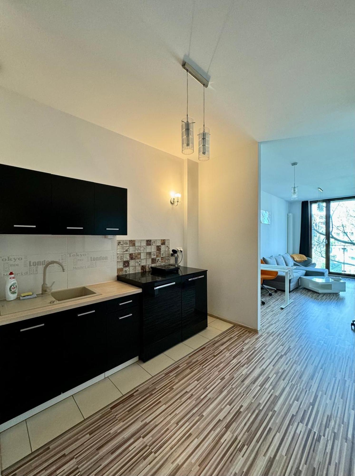 Two Rooms Apartment Triton Park Warszawa Exteriör bild