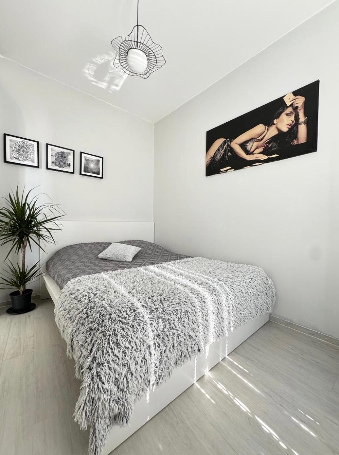 Two Rooms Apartment Triton Park Warszawa Exteriör bild